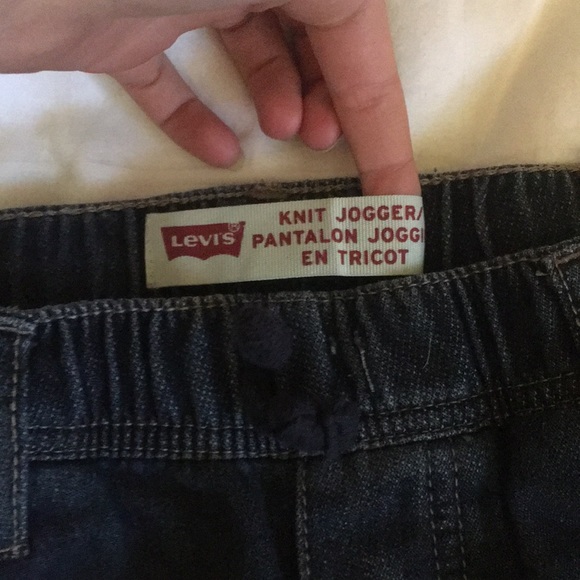 Worn a few times in good shape,these are the post comfy jeans I’ve ever bought! - Picture 3 of 3